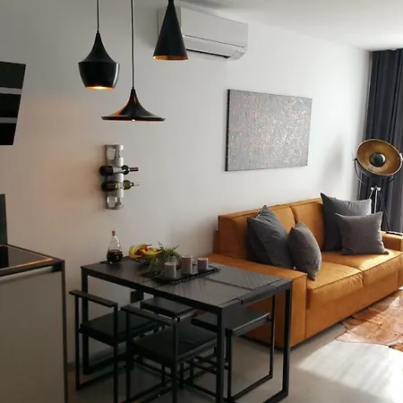 Apartman Vip, With Free Garage Parking Pula Exterior photo