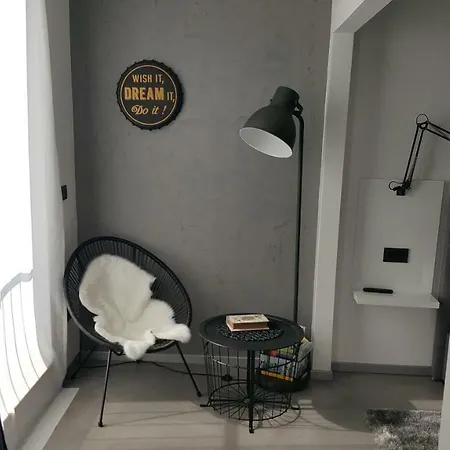 Apartman Vip, With Free Garage Parking Pula Exterior photo