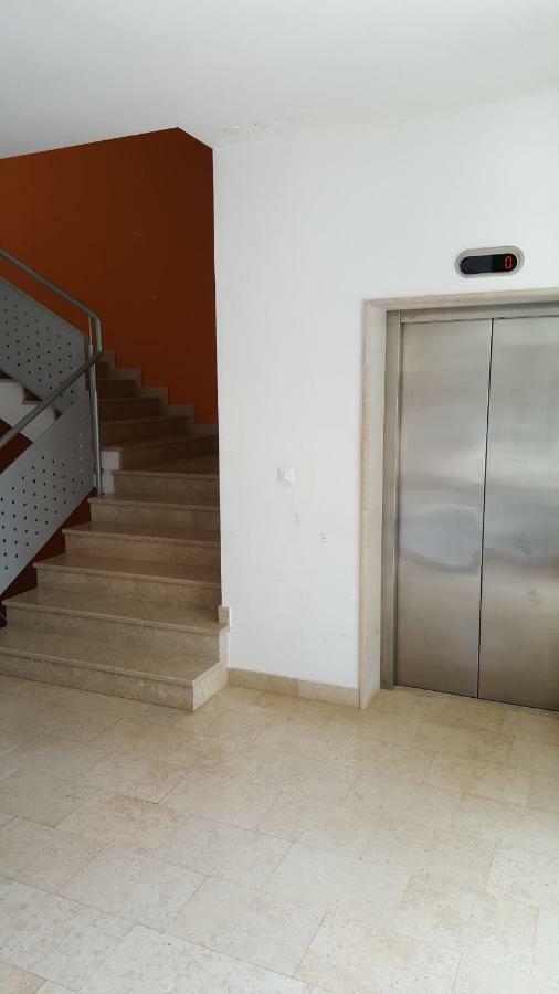 Apartment Vip, With Free Garage Parking