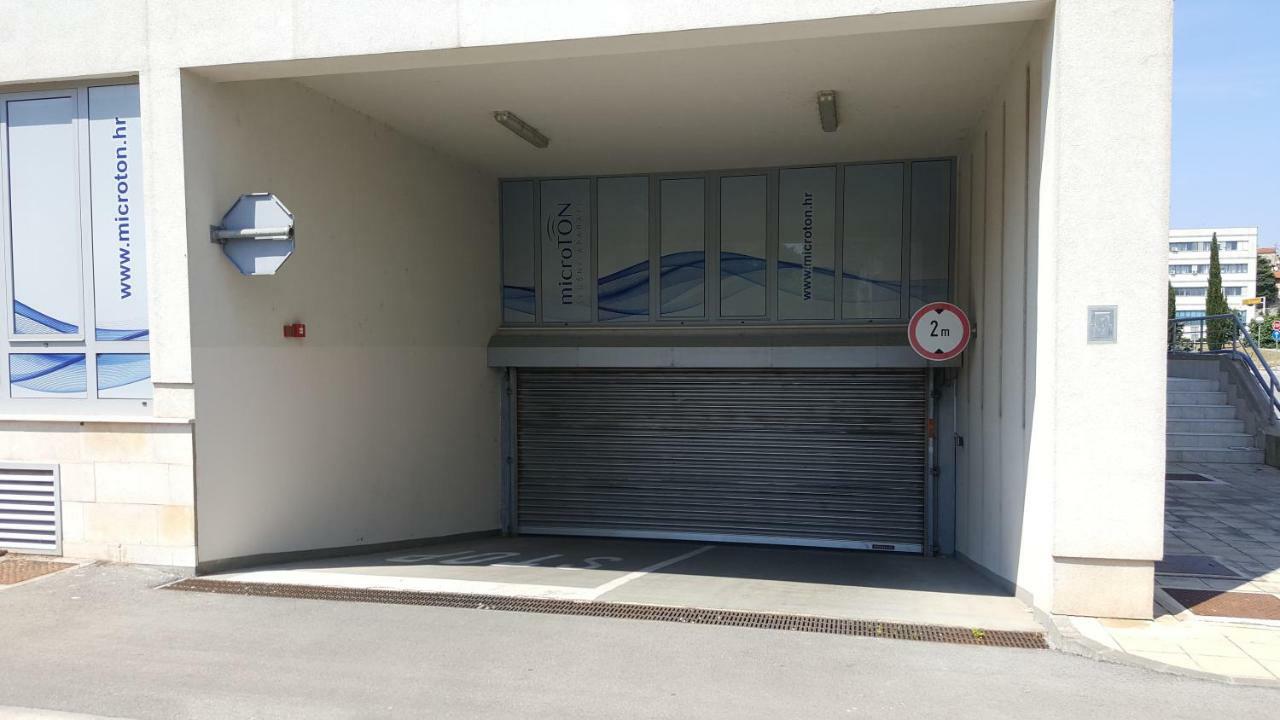 Vip, With Free Garage Parking * Pula