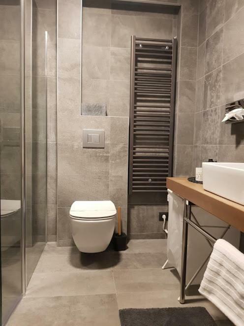 Apartment Vip, With Free Garage Parking *